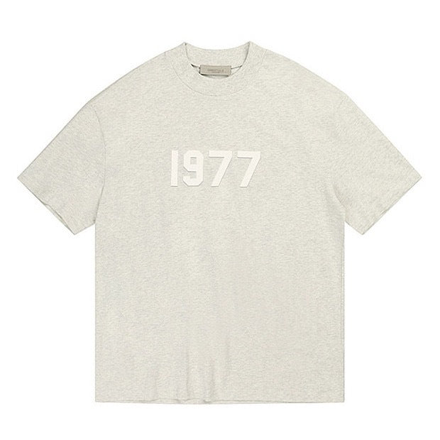Vintage 1977 Graphic Oversized T-Shirt