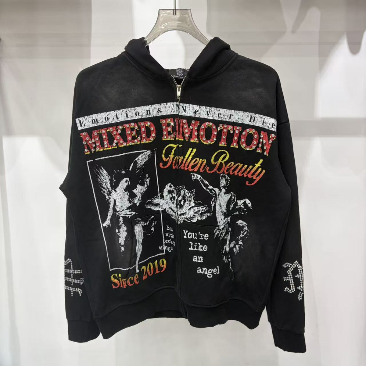 EMOTION Fallen Beauty Graphic Zip Hoodie