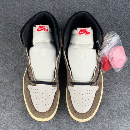 Travis Scott x Air Jordan 1 Retro High OG 'Mocha'