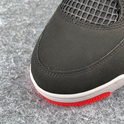 Air Jordan 4 Retro OG 'Bred' 2026