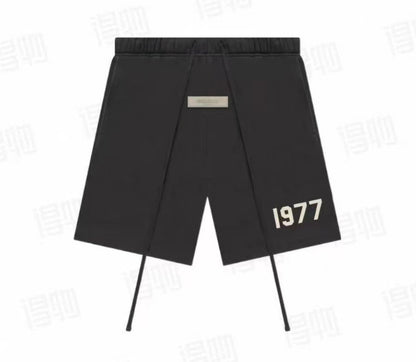 Vintage 1977 Graphic Sweat Shorts – Relaxed Fit Casual Streetwear Shorts