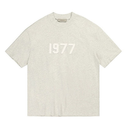 Vintage 1977 Graphic Oversized T-Shirt