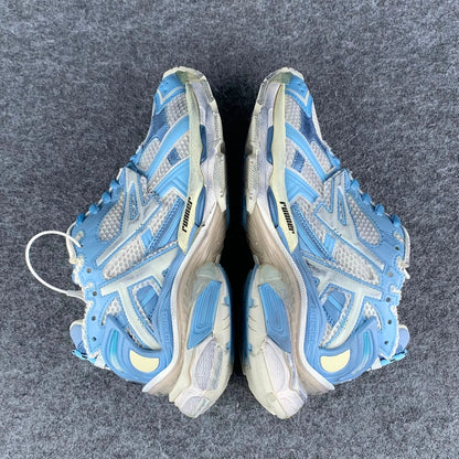 Balenciaga Wmns Runner Sneaker 'Light Blue'