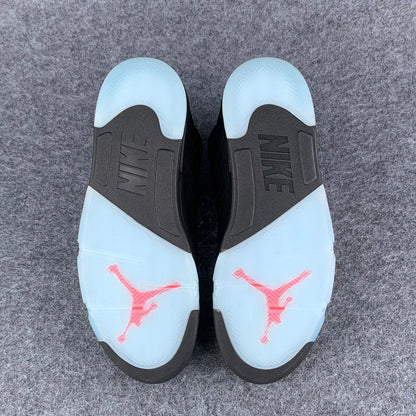 (Early Look) Air Jordan 5 Retro 'Halloween'