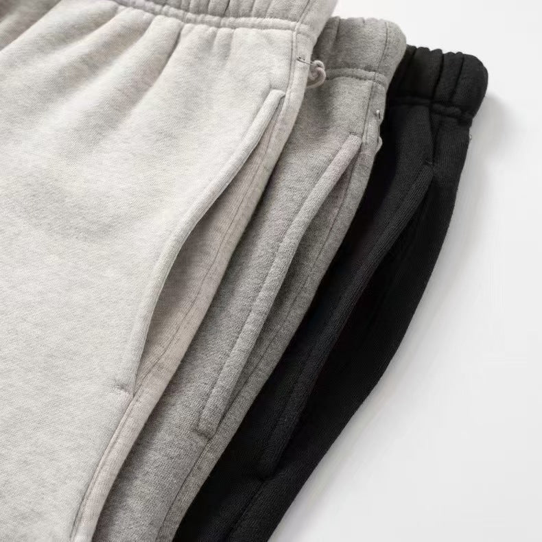 Minimalist Essential Shorts – Casual Loose Fit Sweat Shorts for Men Streetwear
