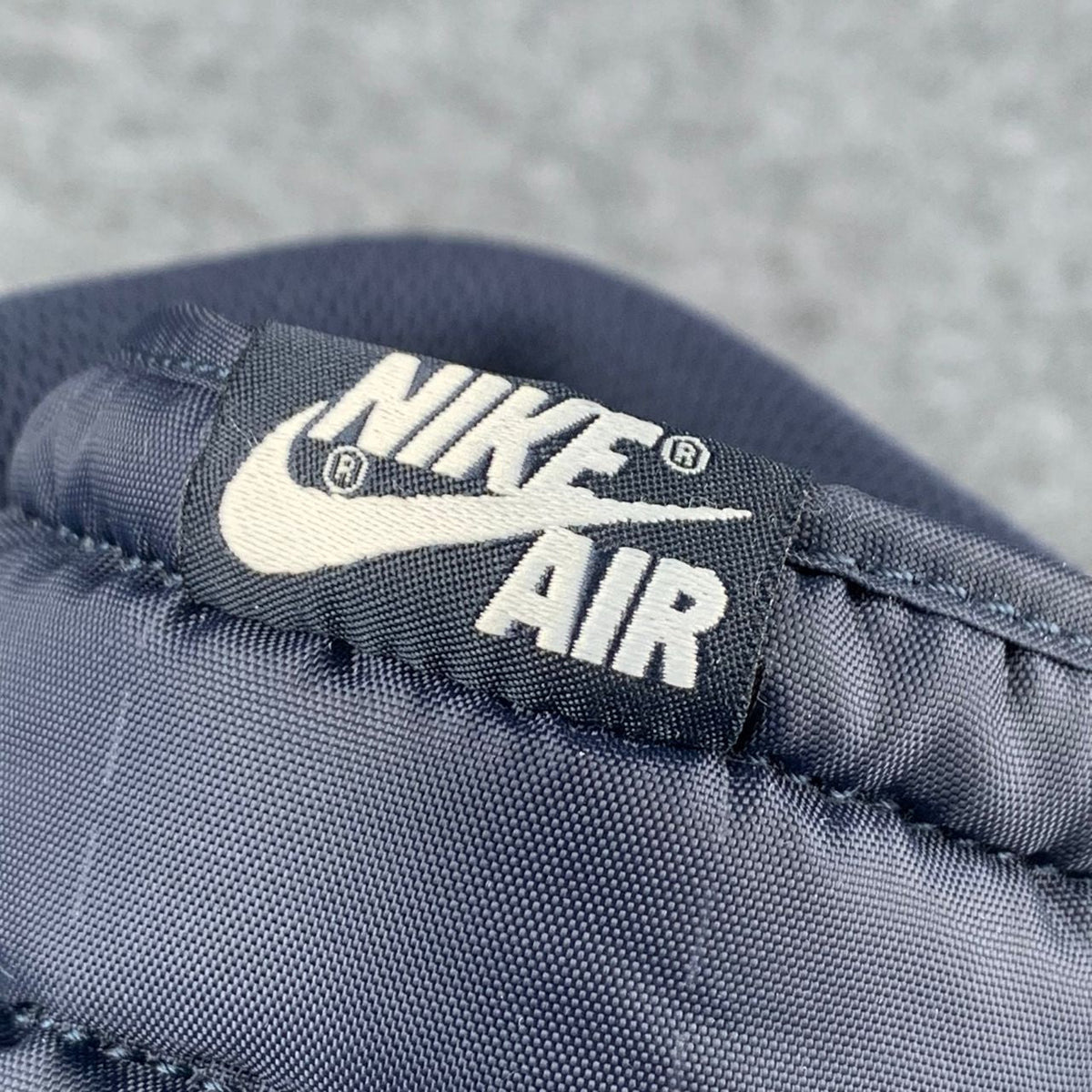 Wmns Air Jordan 1 Retro High OG 'Blue Chill'