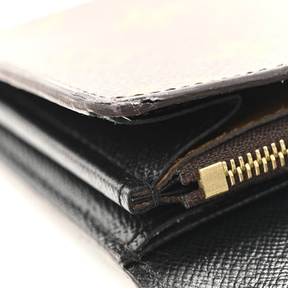 Reverse Monogram Giant Sarah Wallet