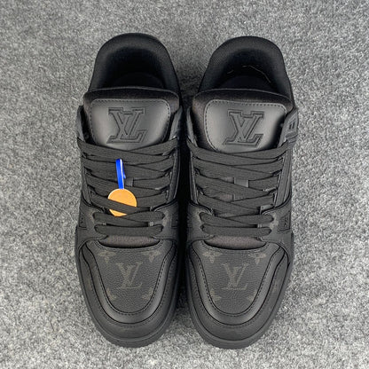 LV Trainer 'Black Monochrome'