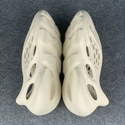 Yeezy Foam Runner 'Sand'