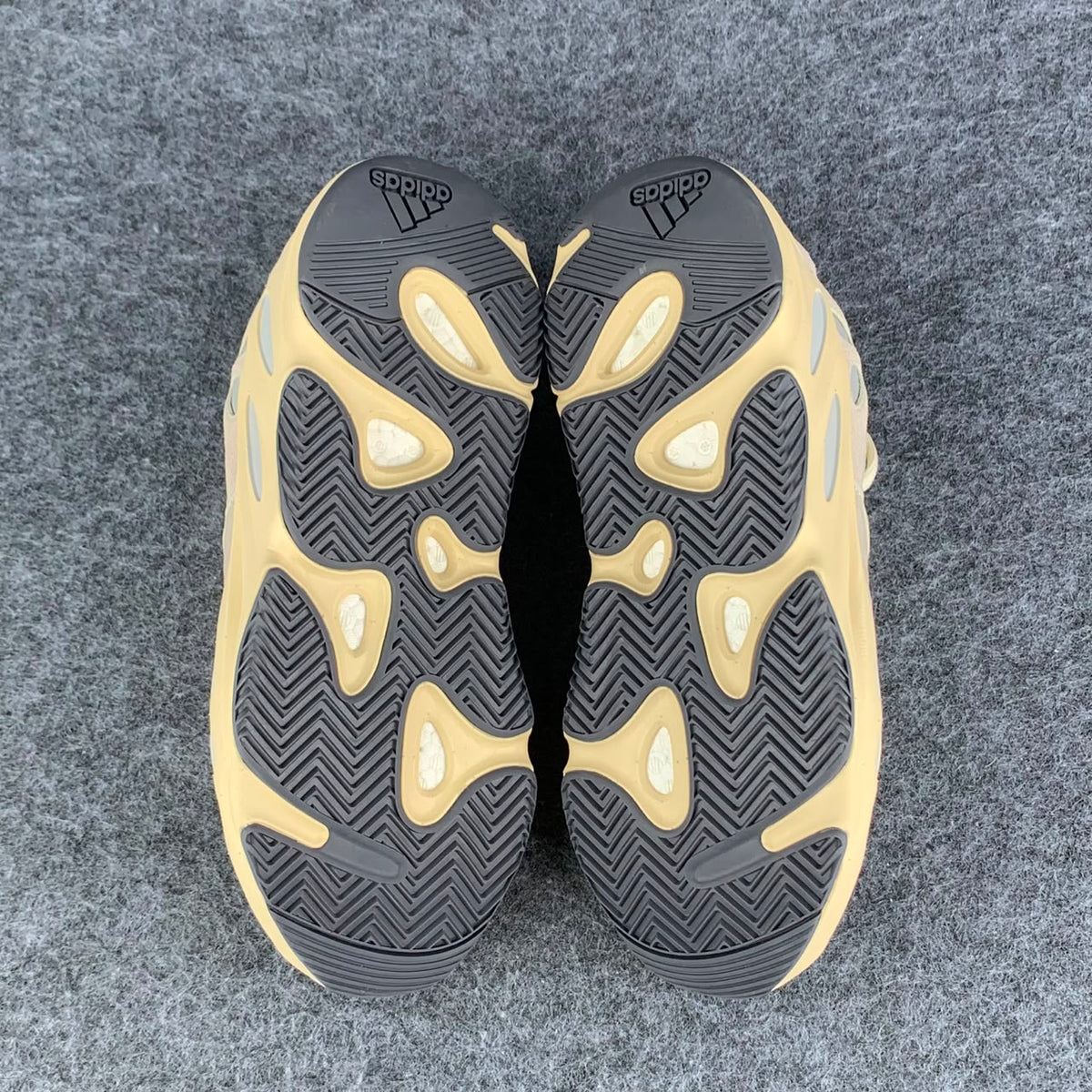 Adidas Yeezy Boost 700 'Analog'