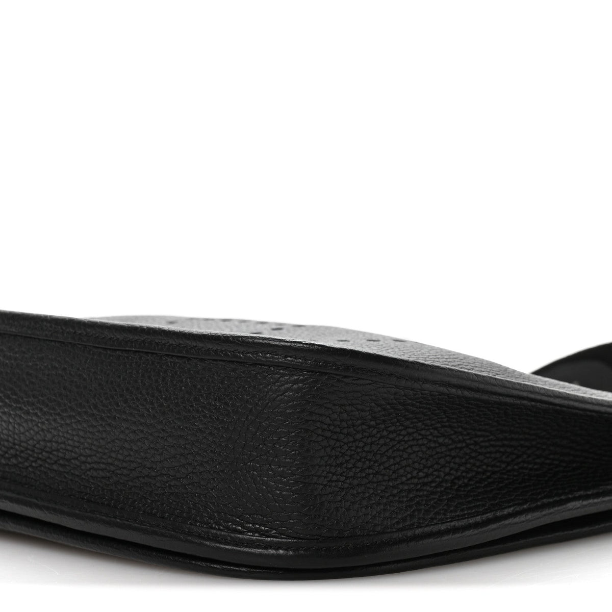 Taurillon Clemence Evelyne III PM Black