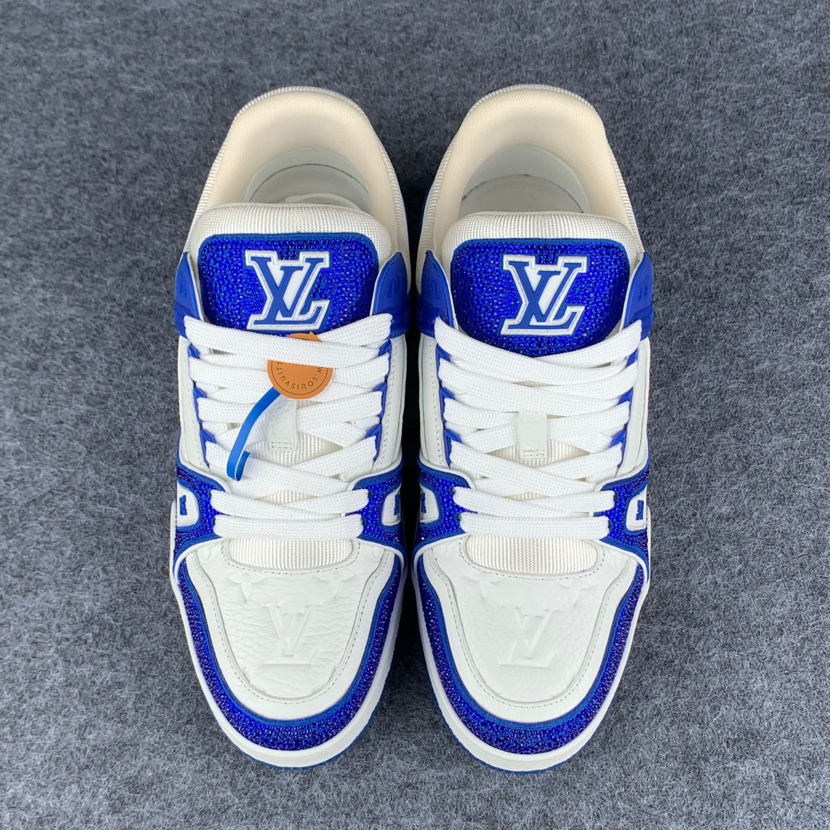 LV Trainer 'White Blue Crystals'