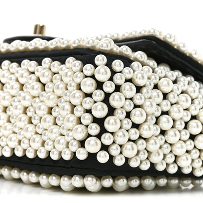 Lambskin Pearl On Flap Black