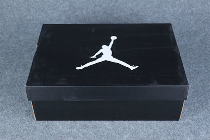 Air Jordan 8 Retro 'Bugs Bunny' 2013