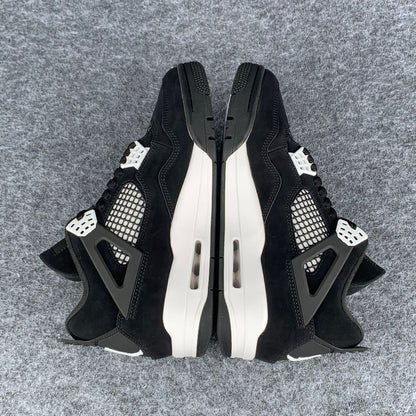 Air Jordan 4 Retro 'White Thunder'