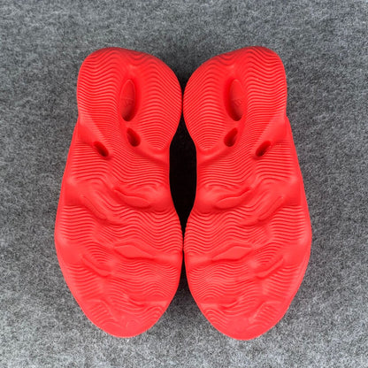 Yeezy Foam Runner 'Vermilion'
