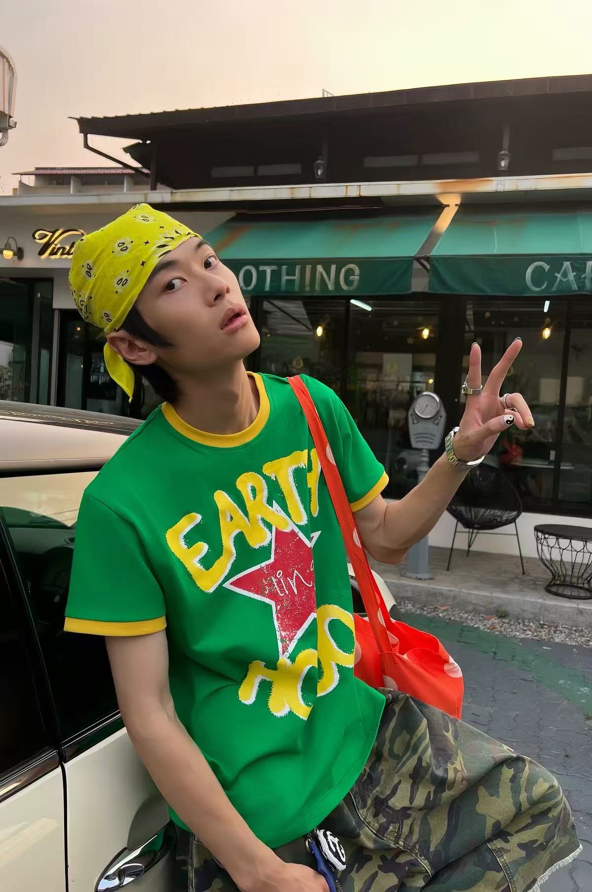 RideHaven Earth Star Graphic Oversized T-Shirt