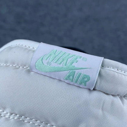 Air Jordan 1 Retro High OG NRG 'Igloo'