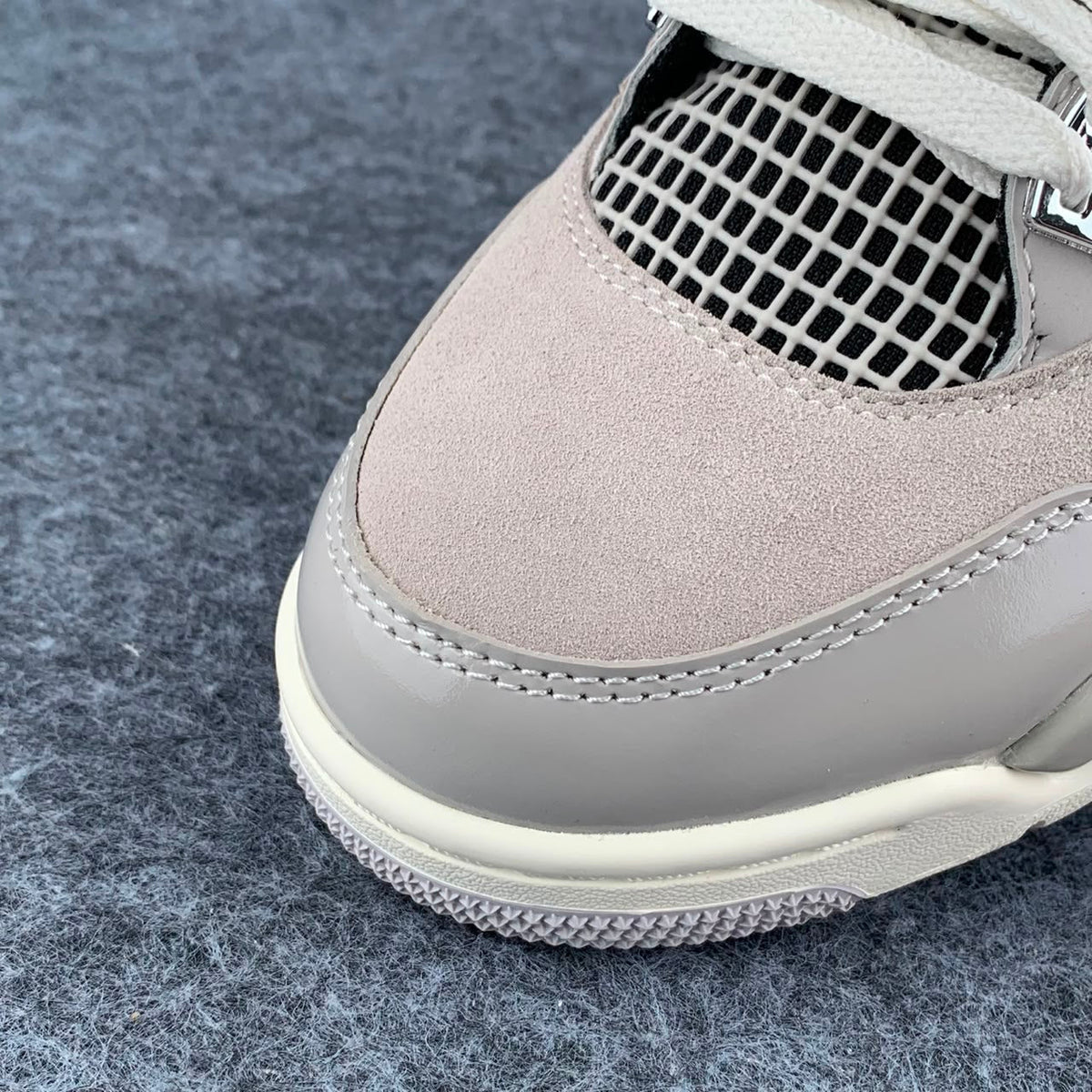 Wmns Air Jordan 4 Retro 'Frozen Moments'