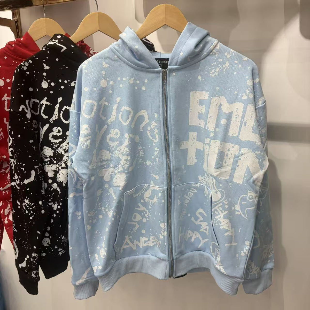 EMOTION NEVER DIE Paint Splash Graphic Zip Hoodie