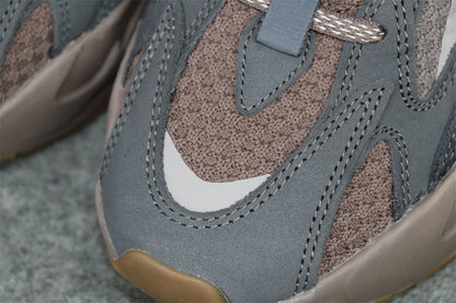 Yeezy Boost 700 V2 'Mauve'