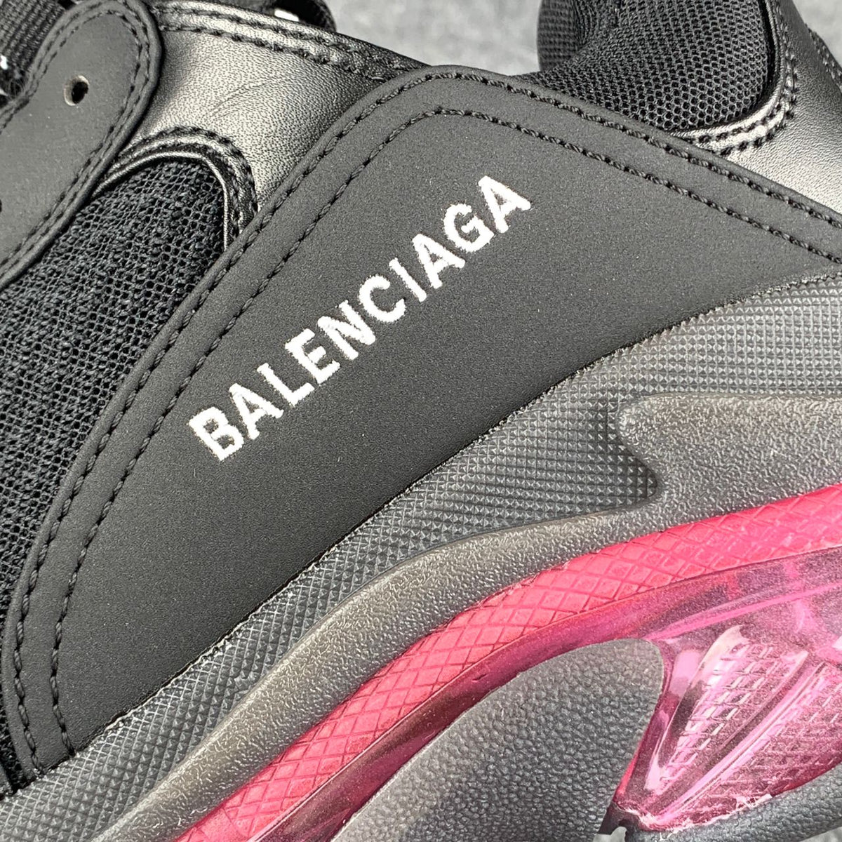 Balenciaga Wmns Triple S 'Clear Sole - Black Pink Neon'