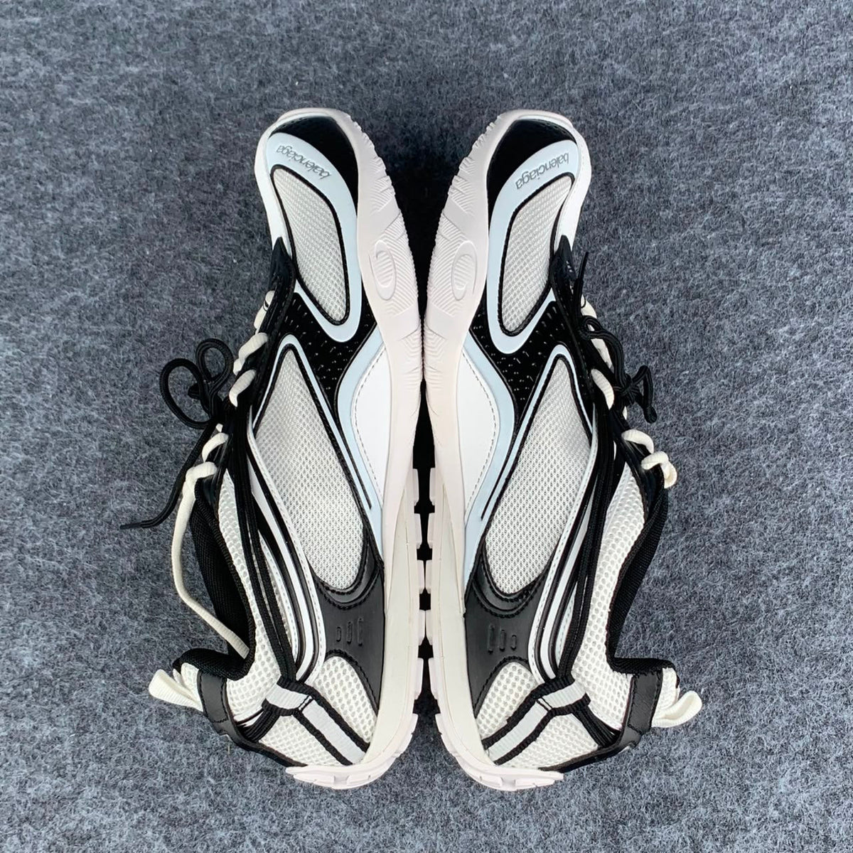 Balenciaga Wmns Radar Sneaker 'White Black'