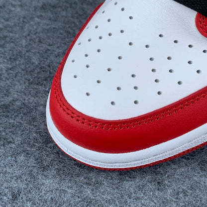 Air Jordan 1 Retro Low OG 'Chicago' (2016)
