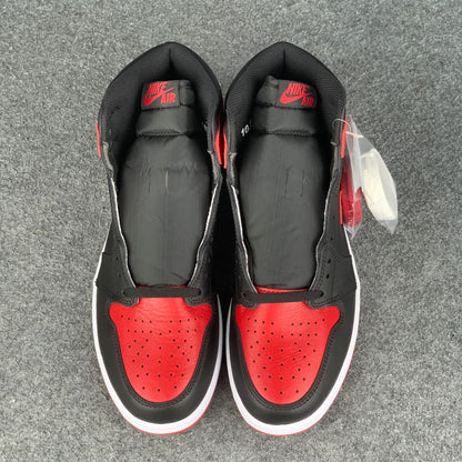 Air Jordan 1 Retro High OG 'Banned' 2016