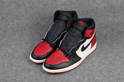 Air Jordan 1 Retro High OG 'Bred Toe'