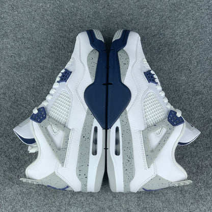 Air Jordan 4 Retro 'Midnight Navy'