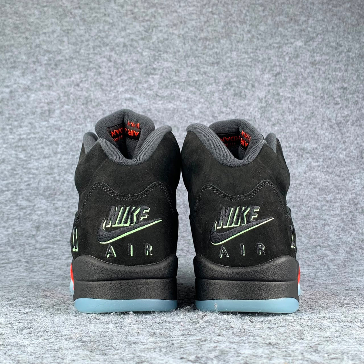 (Early Look) Air Jordan 5 Retro 'Halloween'