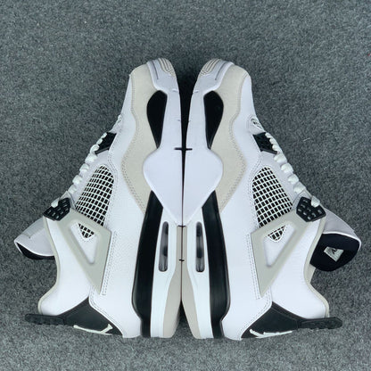 Air Jordan 4 Retro 'Military Black'