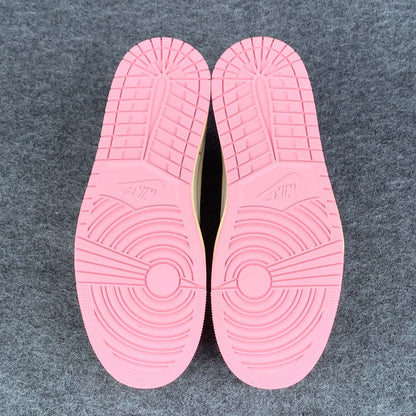 Travis Scott x Air Jordan 1 Low OG SP 'Muslin/Shy Pink'