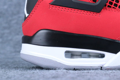 Air Jordan 4 Retro 'Toro Bravo' 2026