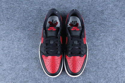Air Jordan 1 Retro Low OG 'Banned' 2026