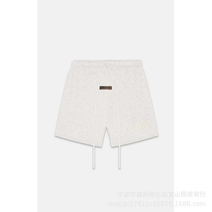Vintage 1977 Graphic Sweat Shorts – Relaxed Fit Casual Streetwear Shorts
