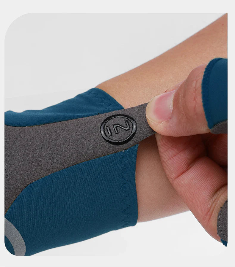 Spinova Extended Cuff Gloves