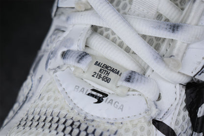 Balenciaga Wmns Runner Sneaker 'Graffiti - White Black'