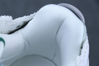 Balenciaga Wmns Runner Sneaker 'Worn-Out - White Green Blue'