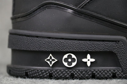 LV X Nigo Trainer 'Black Wool'
