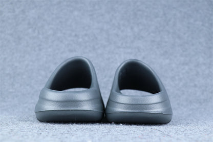 Yeezy Slides 'Slate Grey'