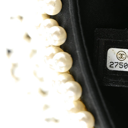 Lambskin Pearl On Flap Black