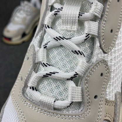 Balenciaga Triple S Sneaker 'White Black Red'