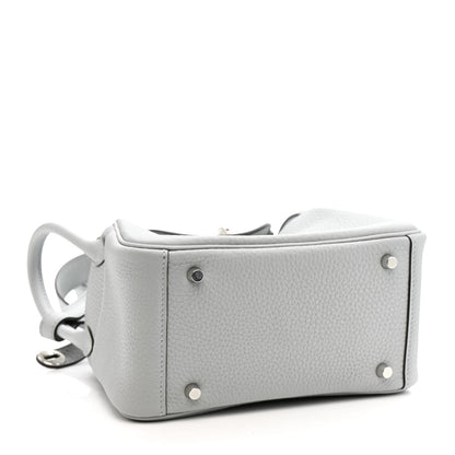 Taurillon Clemence Mini Lindy 20 Bleu Pale