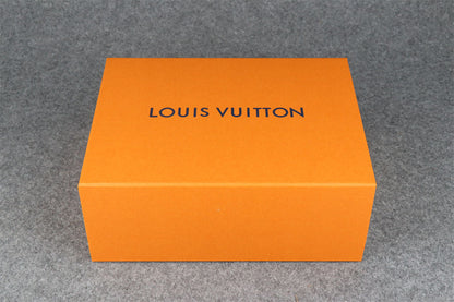 LV Trainer 'Mint White'