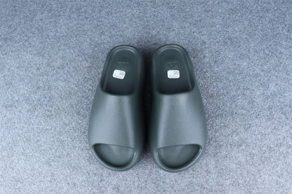 Yeezy Slides 'Granite'