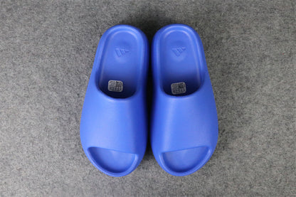 Yeezy Slides 'Azure'